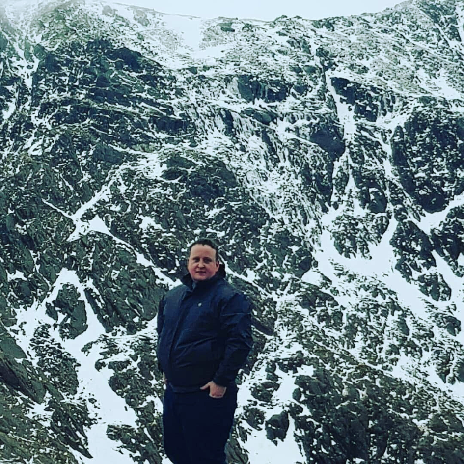 Best Outdoor Clothing for British Weather | Triple Ridge 2025 Guide