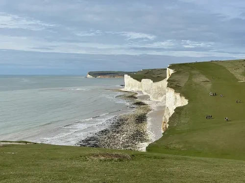 Top 10 UK Coastal Walks for Breath-taking Views and Unforgettable Adventures